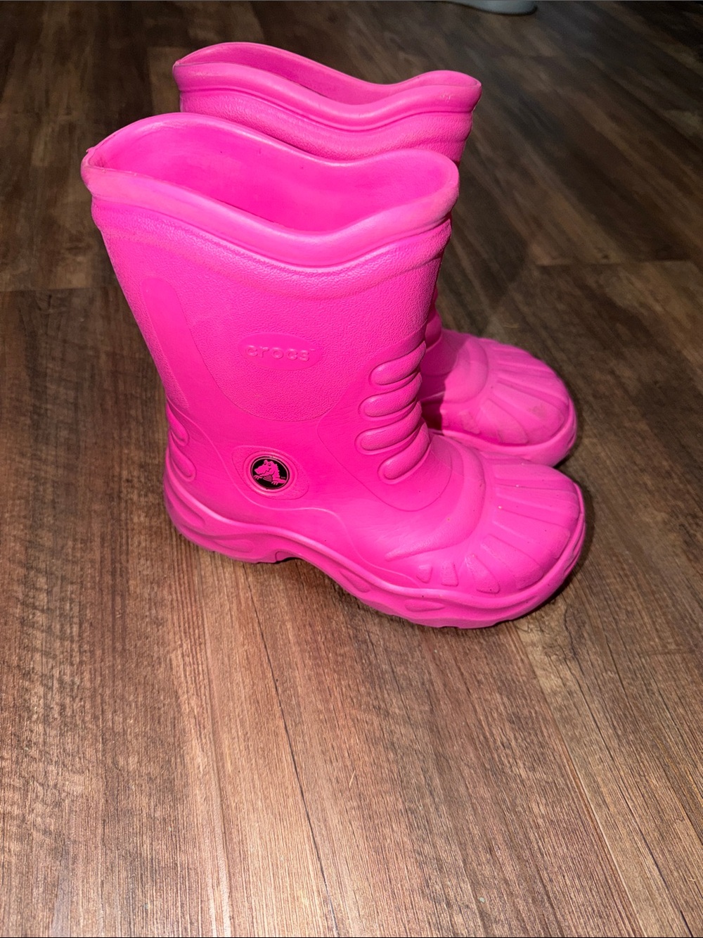 Crocs Womens Rain Boots Hot Pink sz 6 Pull on light weigh